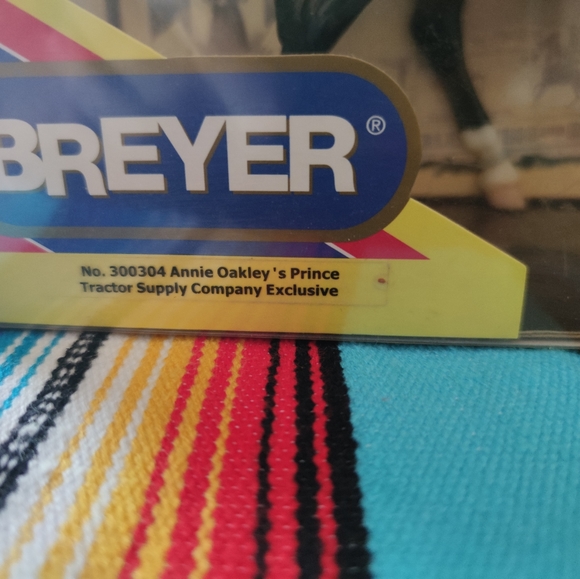 Breyer Horse - Picture 2 of 2